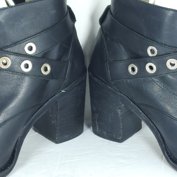 Office London Women’s US7,5 EU38 Black Leather Front Zip Studded Ankle Booties - Picture 14 of 16
